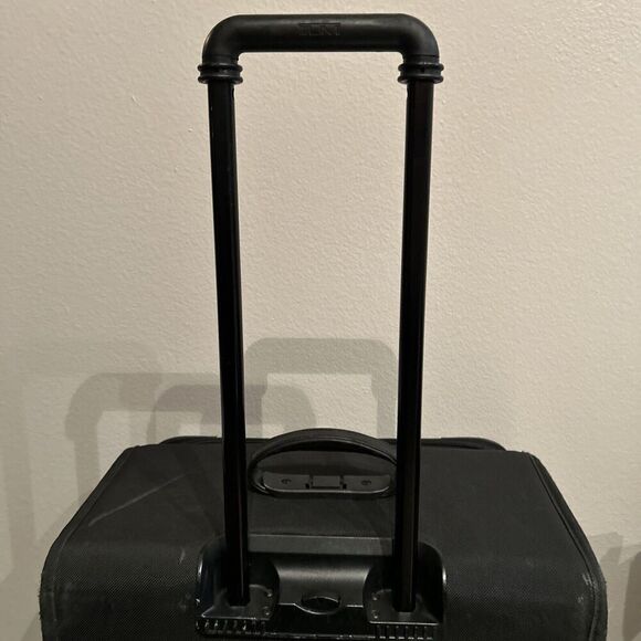 Tumi Large 2 Wheel Rolling Suitcase Black Nylon 25” X 18” - Picture 11 of 16